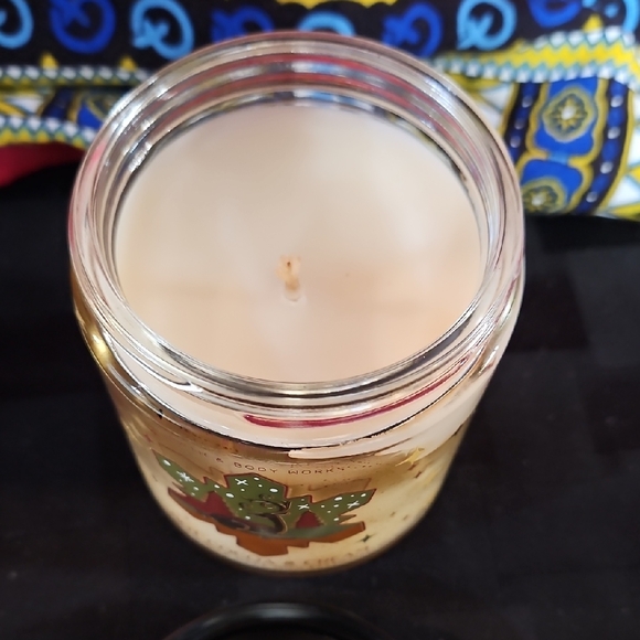 New Bath and Body Works Single Wick Candle Hot Cocoa & Cream - Picture 3 of 7